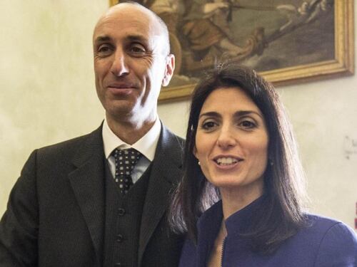 Stadio della Roma, la Raggi: chi ha sbagliato pagherà. E il Pd attacca: su Lanzalone silenzio M5S