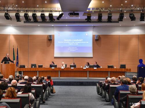 Web, social e rischi: la polizia lancia il "toolkit" per gli studenti