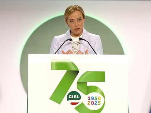 Meloni rivendica i risultati ottenuti: "In mille giorni creati un milione di posti di lavoro"