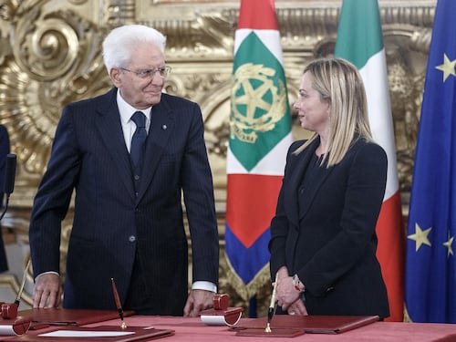 Meloni premier, l'Ue si congratula. Il messaggio di Biden: "L'Italia vitale alleato"