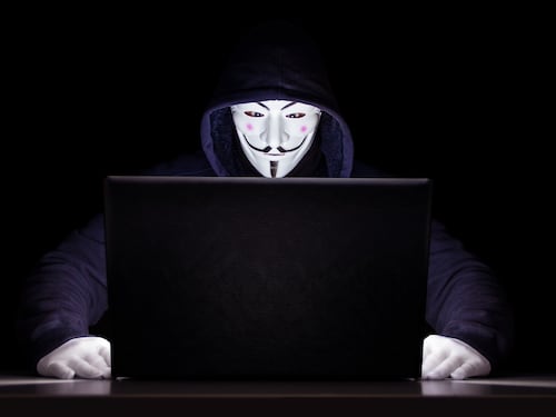 Italia sotto massiccio attacco degli hacker: migliaia di server compromessi