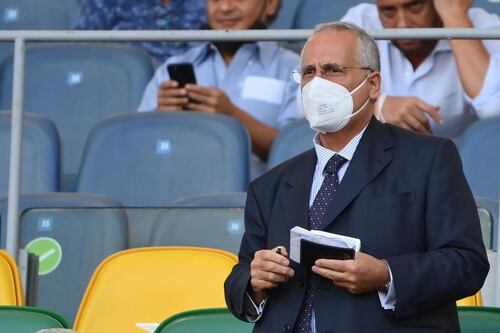 Francia vietata alla Lazio. Macron chiude i confini ai "tifosi fascisti", incidente diplomatico