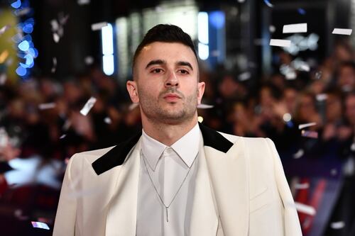 Festival di Sanremo: Junior Cally, red carpet e calcetto per rifarsi l'immagine