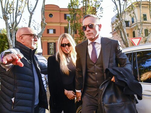 Totti-Blasi, accordo su Rolex e borse? Ore decisive e bocche cucite