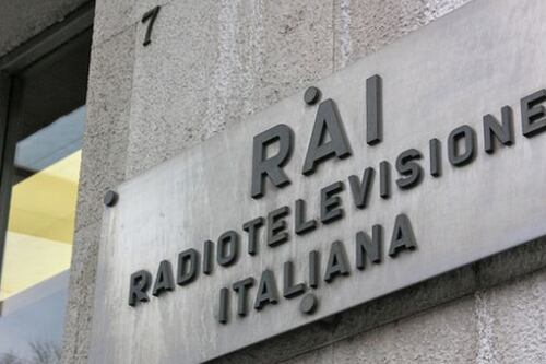 Il canone fa ricca la Rai. Ma lo spreco continua