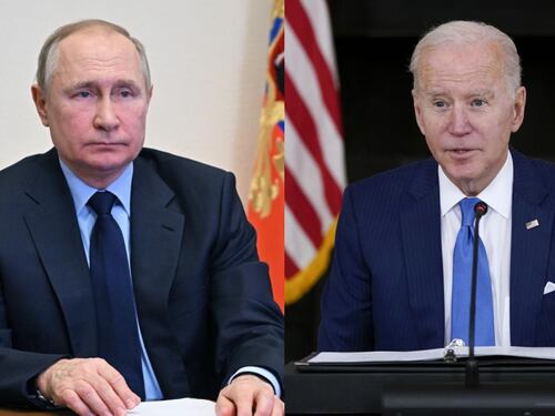Biden e Putin, telefonata di 62 minuti. Mosca insiste: "La Russia non invaderà l'Ucraina"