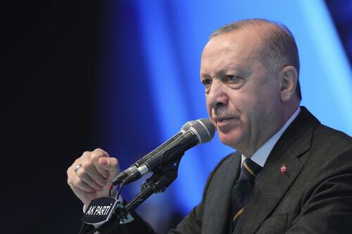 Per Mario Draghi chi caccia un banchiere centrale è un dittatore. Il retroscena su Erdogan e la Turchia