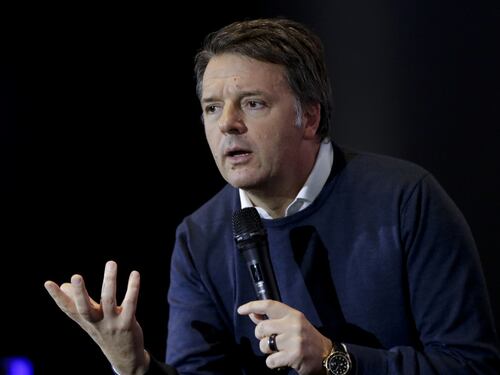“Come i Talebani”. Renzi zittisce i paladini della cancel culture: minaccia alla libertà