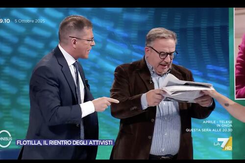Omnibus, Capezzone demolisce Telese: “Fascista rosso”. Tortora dà il colpo di grazia: “Non si fa”
