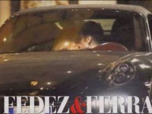 Fedez e Chiara Ferragni, è amore: bacio e cena al ristorante a Milano