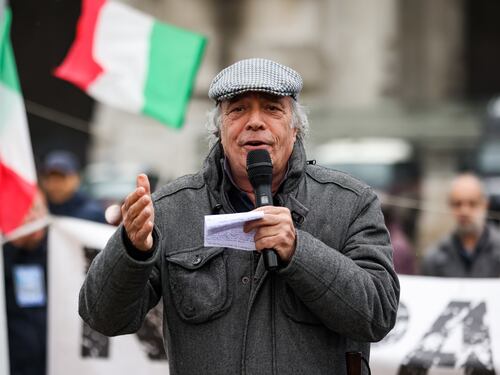 Montesano, bordata Adinolfi sulla Rai: "Non potevano accettare un vincitore no vax"