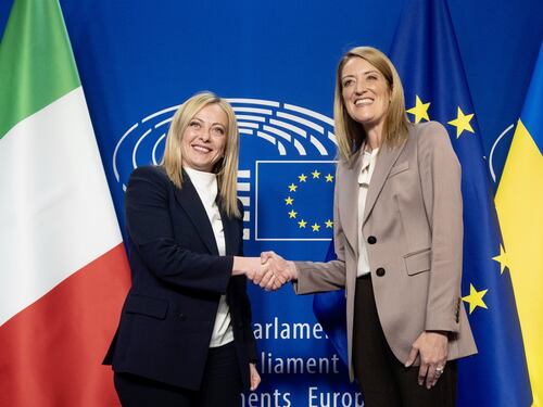Meloni trova un'alleata in Europa. Metsola: "Risposta comune per l'energia"