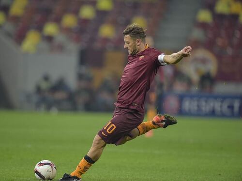 Europa League, la Roma già qualificata pareggia. E ai romeni va bene