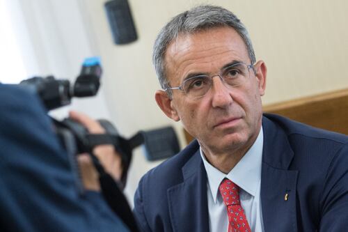 Decreto clima: bonus mobilità ridotto, nuovi bus e l'ambiente si studia a scuola