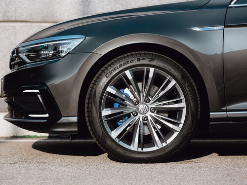 Pirelli P7, pneumatico intelligente