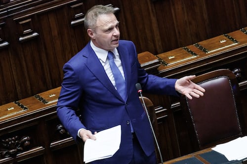 Agricoltura, l’intervista a Lollobrigida: “Modello Italia in Ue. Sulla peste suina in campo l’Esercito”