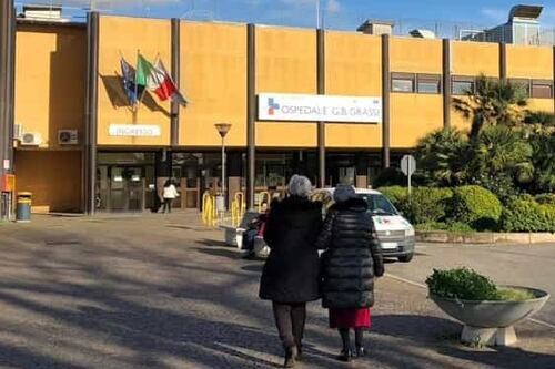 Ostia, bambino di 11 anni si sente male a scuola e muore in ospedale