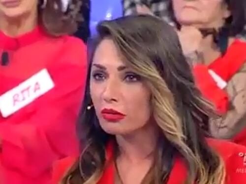 A Uomini e Donne Trono over a luci rosse, Ida sbotta contro Riccardo per le foto hard