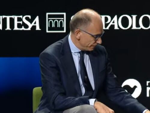 Meeting Rimini 2022, sul palco la guerra. Salvini: "Riflettere sulle sanzioni". Ma Letta reagisce male