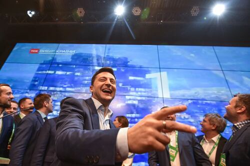 Ucraina, Zelensky apre a Mosca ma il Cremlino frena