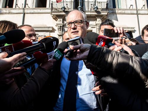 Epic fail di Gualtieri: "Roma è sottofinanziata". Ma i soldi deve darli lui!