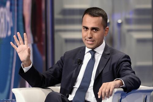 La promessa del vicepremier Di Maio: "Da marzo il reddito di cittadinanza"