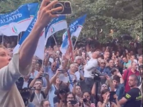 Elezioni, Giorgia Meloni apre la campagna elettorale: "Non devo scusarmi per il video di Piacenza"