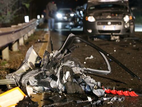Troppi giovani morti, basta tragedie del sabato sera