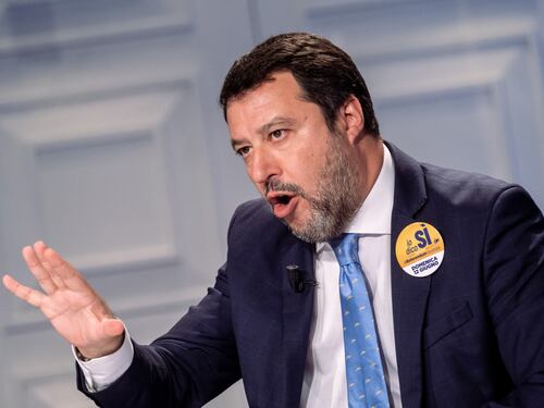 Stop alle auto a benzina, Matteo Salvini accusa Enrico Letta: "Legami con la Cina o non si spiega"