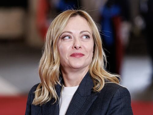 Ucraina, Meloni: "L’Italia è pronta a collaborare con i suoi partner europei e americani per raggiungere una pace giusta”
