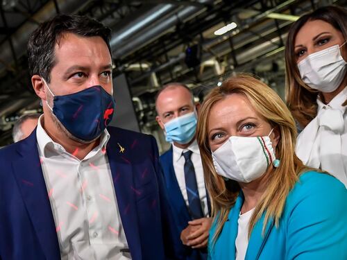 Salvini risorpassa la Meloni, crollo M5s