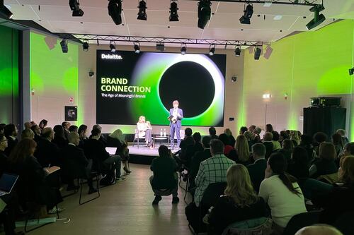 Deloitte: quasi un consumatore su due non ha un marchio preferito, ma cresce la fiducia verso brand di nicchia e piccoli marchi