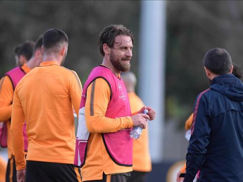 Cinque squalificati in serie A: c'è De Rossi della Roma