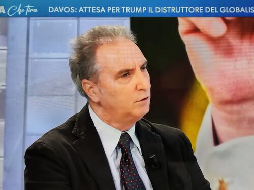 L'aria che tira, Caporale la spara grossa su Trump: "Analisi psichiatrica"