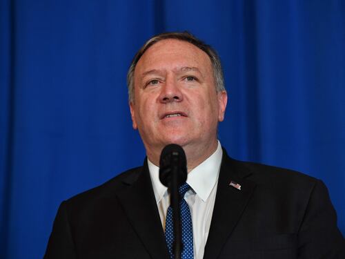 Gli Usa avvertono l'Iran: "Non lasceremo che metta a rischio i nostri cittidani"