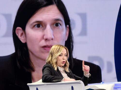 Sondaggio YouTrend, mazzata per Schlein: il Pd è un colabrodo. Fratelli d’Italia innesta il turbo