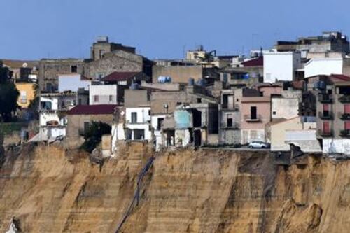 Niscemi, ai 1.540 sfollati contributo per ricomprare casa e per l'affitto