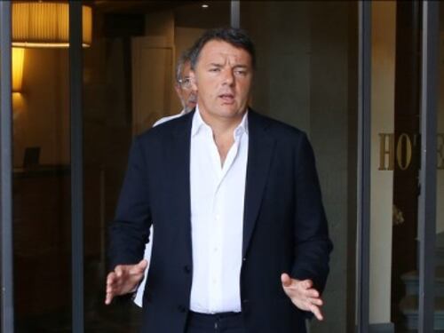 Primarie Pd, Renzi si sfila: "E non è detto che voterò Zingaretti"