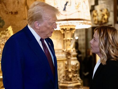 Dazi, Meloni vola a Washington: "Incontro con Trump". Il retroscena
