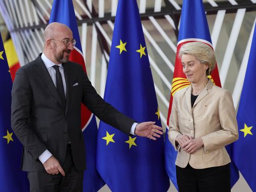 Clima pesante ai vertici dell’Ue: Michel e von der Leyen separati in casa, dilaga il Qatargate
