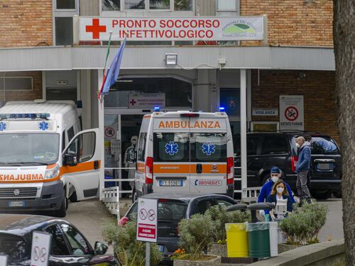 Arcuri e il piano ospedali in ritardo. Perché i lavori non partono