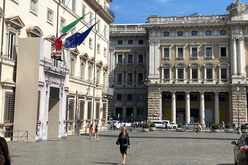 Roma, piazza Colonna riaperta al pubblico dopo dieci anni