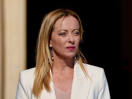 Governo, Meloni ci mette la faccia. Ma ora serve uno scatto