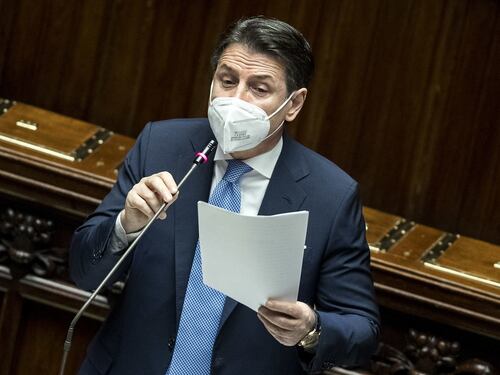 Soldi a Giuseppe Conte solo in cambio del seggio. L'ultimo veleno sul "neo Movimento 5 Stelle"