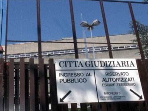 Anno nuovo ma stesse storie