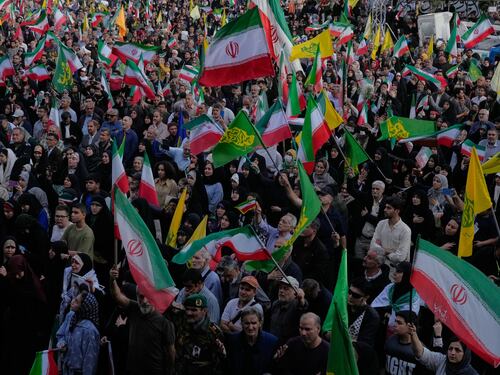 Guerra, l’Iran cadrà militarmente o per una crisi economica