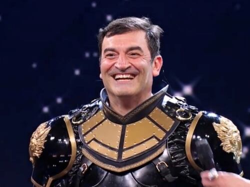 Eliminato il Lupo alias Max Giusti. Sfida finale tra Pappagallo e Farfalla