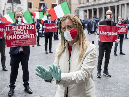 La protesta del centrodestra si farà a luglio. Anche Fratelli d'Italia conferma