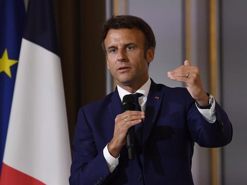 Francia al voto per scegliere 35 mila sindaci. Test per Macron in vista delle presidenziali