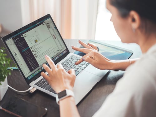 Fine dell’era internet? La profezia dello scienziato: perché il web arriverà all’estinzione